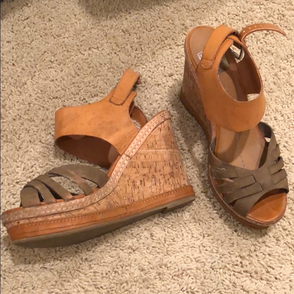 Dolce Vita Brown Wedges